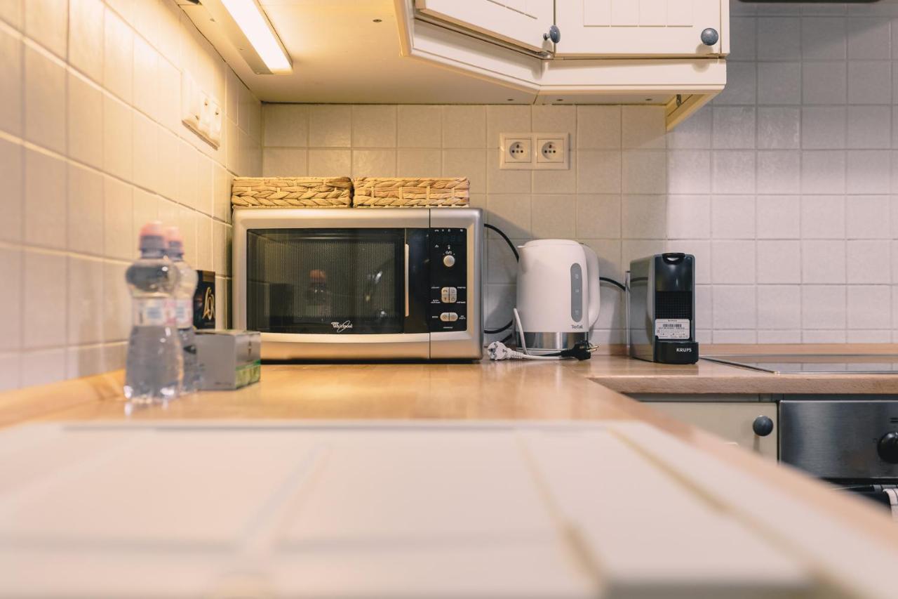 Skau Family Venturska Apartment Братислава Екстериор снимка